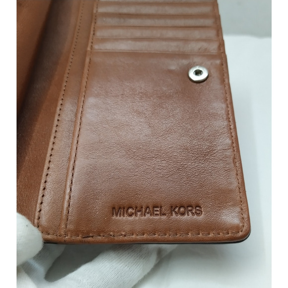 Michael Kors Altor Brown Leathe Studded Credit Card ID Window Bifold Wallet - Picture 11 of 16